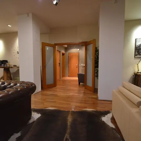 Ferienwohnung Mit Terrasse 公寓 布拉格